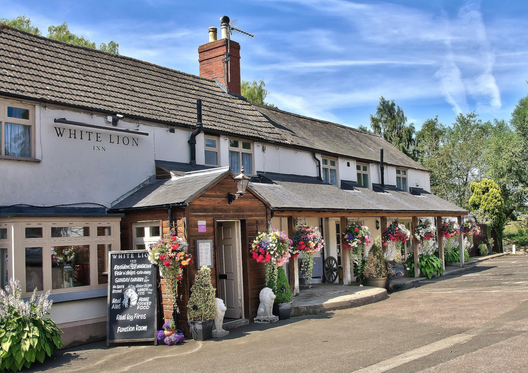 The White Lion Inn Oakham Extérieur photo